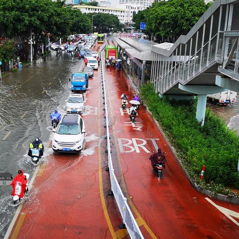 广西迎来特大暴雨(广西哪个县今天大暴雨) 广西迎来特大暴雨(广西哪个县今天大暴雨)